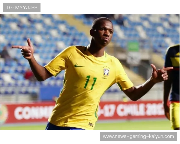 维尼修斯精准击球直奔门将死角